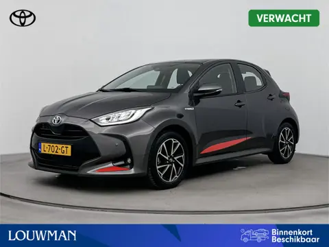 Toyota Yaris 1.5 Hybrid Dynamic (bj 2021, automaat)