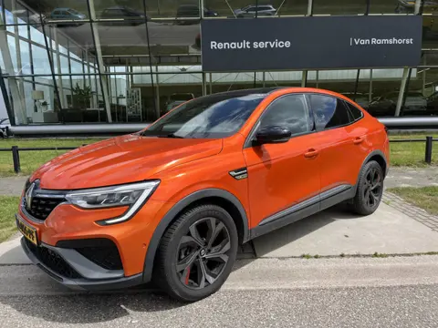 Renault Arkana 1.6 E-Tech Hybrid 145PK R.S. Line / Trekhaak / Bose / Leder / Stoelverw.+Stuurverw. /