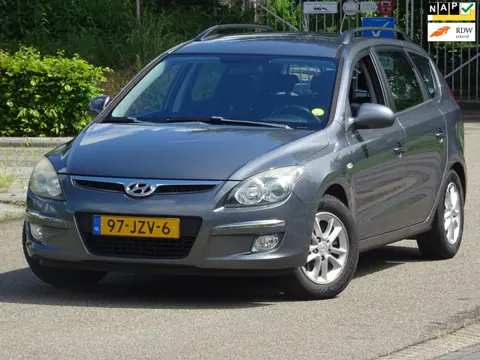 Hyundai I30 CW 1.4i Blue Dynamic NAP/CLIMA/NIEUWE APK