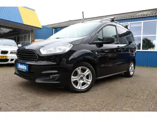 Ford Tourneo Courier 1.0i "Titanium" Clima - Cruise !!! 100 Pk