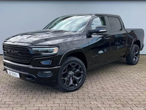 Dodge RAM 1500 5.7 HEMI V8 Night Edition | LIMITED | Luchtvering | Panorama | LPG DK1092