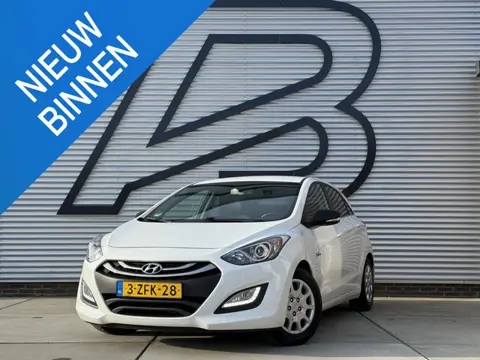 Hyundai i30 1.6 GDI Go! 2e Eigenaar|Navi|Camera|Trekhaak|Clima|Cruise|PDC|N.A.P|APK tot 08-2026