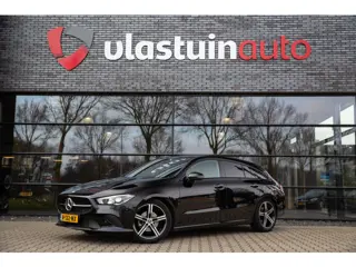 Mercedes-Benz CLA-Klasse Shooting Brake 180 Luxury Line , Trekhaak, Achteruitrijcamera,