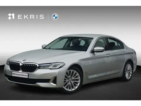 BMW 5 Serie Sedan 520i Luxury Line | BMW Laserlicht | Stoelverwarming | HiFi | BMW Individual dashbo