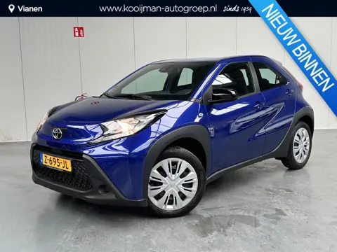 Toyota Aygo X 1.0 VVT-i S-CVT Play