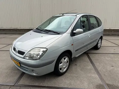 Renault Scénic 2.0-16V Expression Sport automaat