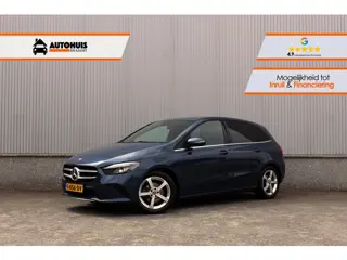 Mercedes-Benz B-klasse B 180 Aut. Style MBUX, LED, Carplay
