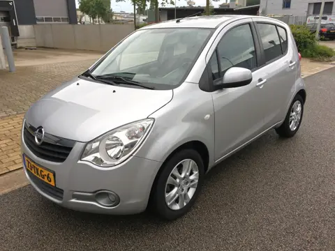 Opel Agila 1.0 Edition (bj 2012)