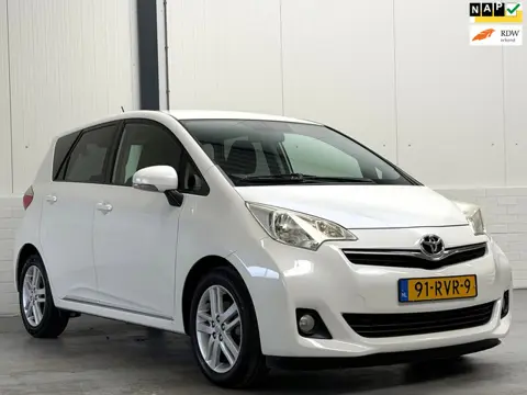Toyota Verso-S 1.3 VVT-i Dynamic|Trekhaak|Camera|Keyless|Dealer O.H.