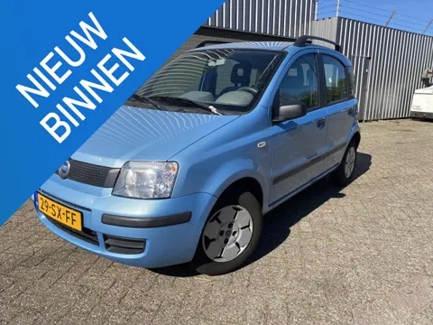 Fiat Panda 1.1 Active Centrale vergrendeling | Dakrail | Elektrisch bediende ramen voor | Hogere ins