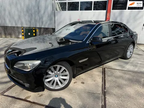 BMW 7-serie 750Li High Executive NIEUWE APK FULL OPTIONS