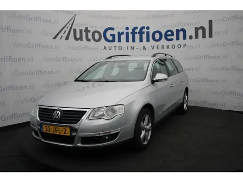 Volkswagen Passat Variant 1.8 TFSI Comfortline nette stationcar met trekhaak