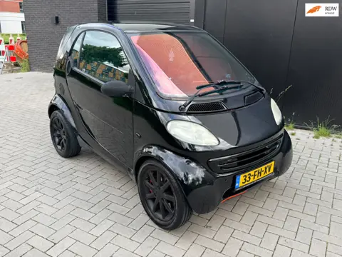 Smart City-coupé Smart edition fortwo - CARPLAY - Leer