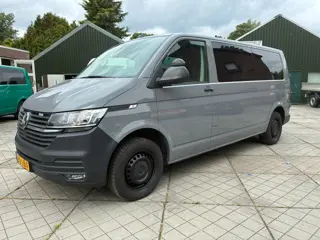 Volkswagen Transporter 2.0 TDI L2H1 30 Automaat Dubbele Cabine