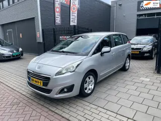 Peugeot 5008 1.6 VTi Style 7p. Trekhaak Airco Navi PDC NAP APK