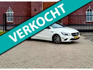 Mercedes-Benz CLA-klasse Shooting Brake 180 AMG Line / Leer / Navi / Stoelverwarming / Nap / Pdc / L