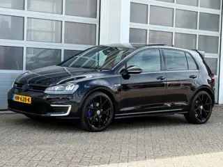 VOLKSWAGEN GOLF 1.4 TSI 204PK GTE Navi Camera Pano APK tot 03-2027!