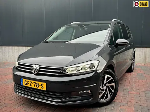 Volkswagen TOURAN 1.5 TSI Comfortline 7p * Navi * Climate * Led * Dealer Onderhouden *