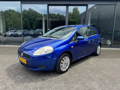 FIAT PUNTO Grande Punto 1.4 Dynamic ,Airco,Cruise,elekt Pakket,LM Velgen