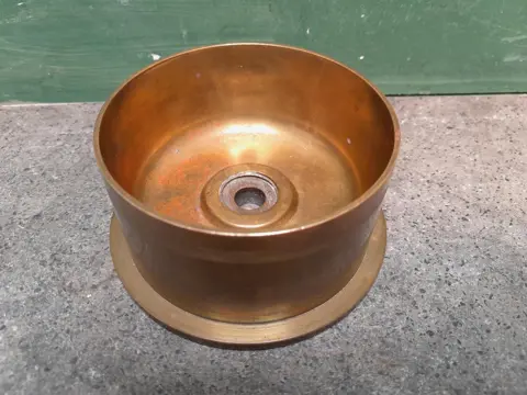 Trench art WW2 asbak 1942