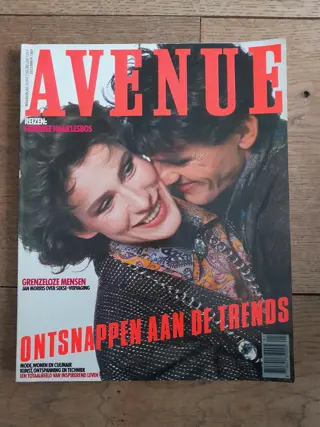 Vintage Dutch fashion glossy magazine AVENUE december 1984 - 80s lifestyle