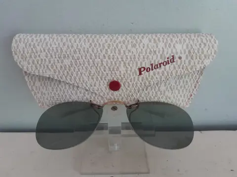 Vintage Polaroid Clip On Sunglasses Sunglass with case