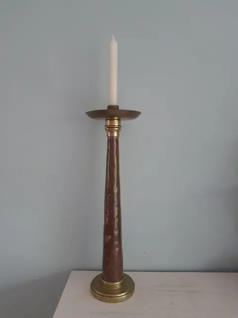 Vintage kandelaar gemaakt van antieke brandweerspuit brandweerslang mondstuk - koper - messing