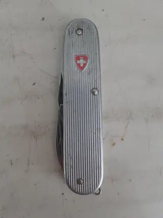 Vintage Victorinox Cadet II ribbed alox pocket knife