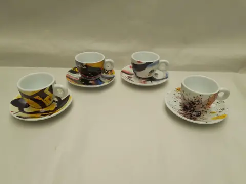 4 art espresso cup and soucers Young