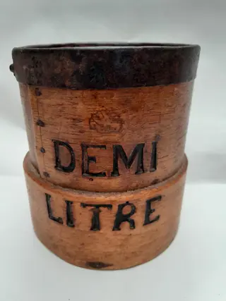 Antieke Franse houten graantrommelmaat demi liter - Mauler