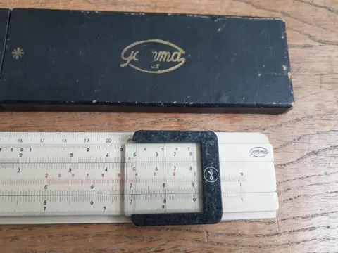 Gamma rekenliniaal - slide rule