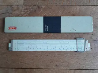 Sun Hemmi rekenliniaal 260 liniaal - Japan - slide rule bamboo