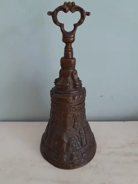 Antiek bronzen gedecoreerde bel