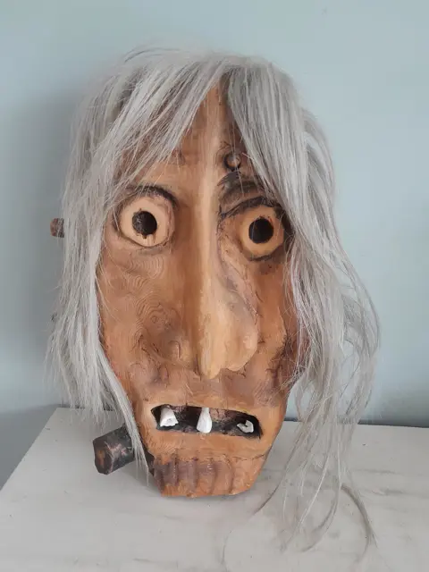 Vintage Tschäggättä masker - Zwitserland Lötschental - houtsnijwerk - jaren 70