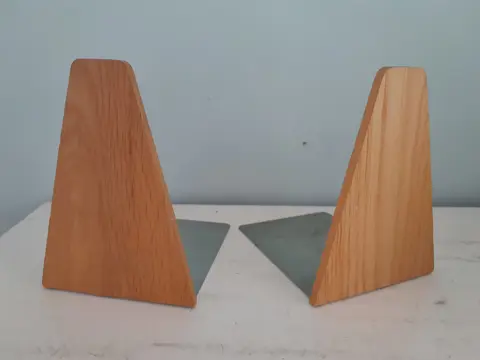 set van 2 teak boekensteunen - Denemarken