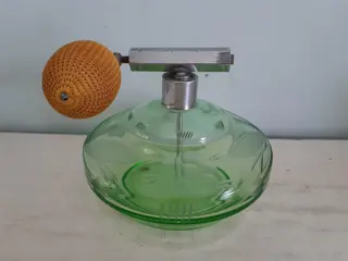 Vintage Glass Perfume Atomizer Turquoise green Bulb Spray Bottle 1950s Retro Decor Collectible