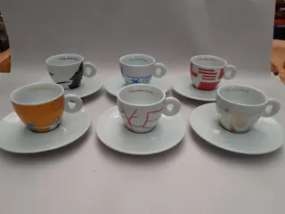 Illy collection 2000 espresso cups -  Mimmo Paladino - Minimalia