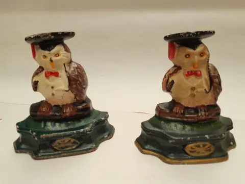 vintage gietijzeren uil deurstopper - handgeschilderd - set van 2