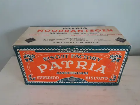Vintage Patria Amsterdam biscuit blik vol - noodrantsoen koude oorlog - jaren 60