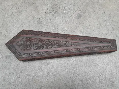 Antique Wooden jepara Box, Colonial Art Deco Carved Hardwood Box, Vintage Trinket Box, Indonesian Javanese Carved Wood