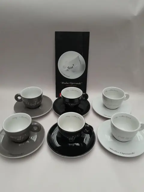 Illy collection 2000 espresso cups -  Joseph Kosuth - Modus Operandi