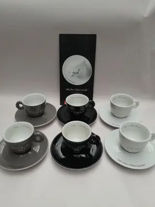 Illy collection 2000 espresso cups -  Joseph Kosuth - Modus Operandi