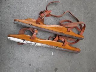 vintage Friese doorlopers - ijs schaatsen - Nooitgedagt