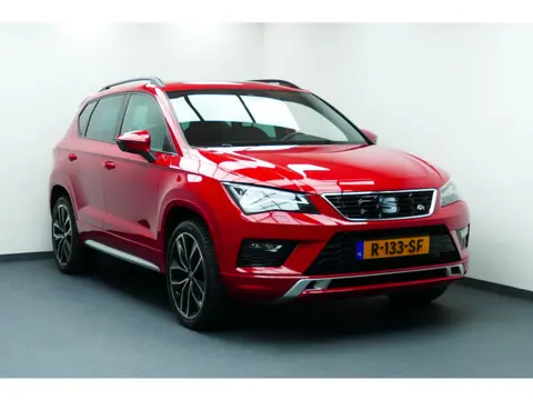SEAT Ateca 1.5 TSI FR Business Intense. Panodak, Adap Cruise, Camera, StoelVerw, 19"LMV, Haak 1600kg