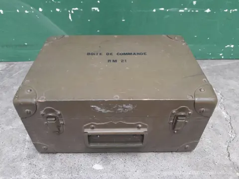 Legerkist Boite de Commande - houten kist Frankrijk