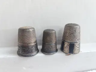 antieke zilveren vingerhoedjes - set van 3
