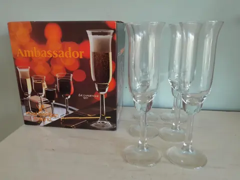 6 Royal Leerdam Ambassador champagne glazen
