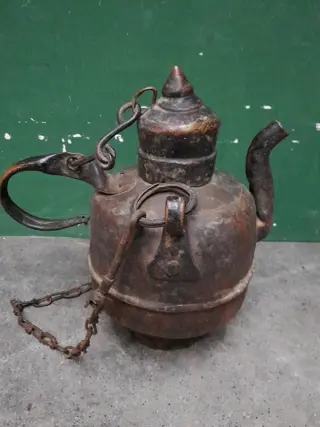antieke Oosterse waterketel - thee ketel - theepot - koper