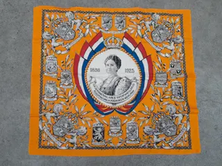 Antiek doek koningin Wilhelmina 1887 - 1923 - 25 jaar regering