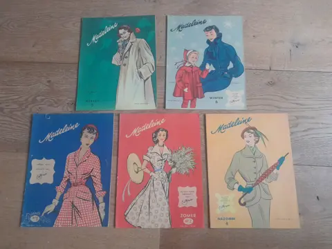 set of 5 Madeleine vintage Dutch fashion magazine 1950s